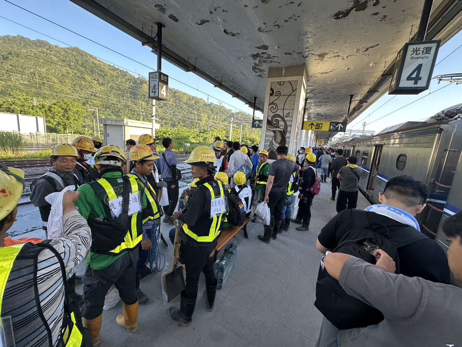 與居民協調溝通